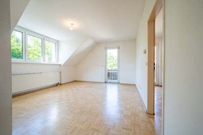 2 Zimmerwohnung mit Balkon im wunderschönen Ort Krummnussbaum