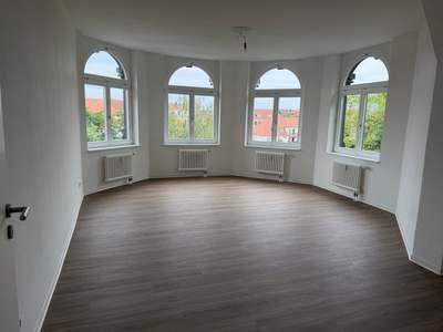 großzügige 3 Zimmer Wohnung mit großen Balkon in Leipzig Lindenau