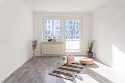 3-Raum-Erdgeschosswohnung mit Balkon · frei ab 01.10.2026