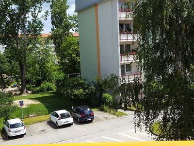 *4-Raum-Wunder für Familien* · Friedeburg · 2.OG · Verfügbarkeit: sofort