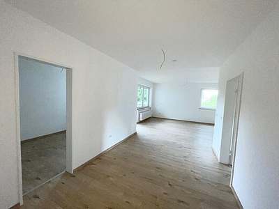 Nur ab 4 Personen mit WBS! Helle 3-Zimmer-Wohnung mit Balkon in Menden Lendringsen
