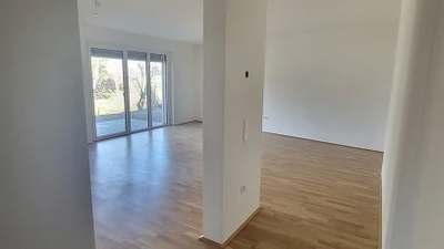 2-Zimmer-Wohnung mit Terrasse und Garten, Top 3