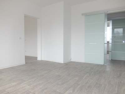 5-Zimmer-Familienwohnung mit viel Platz auf 109 qm - Spielplatz im Hof