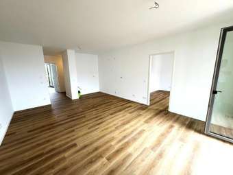 Großzügige 3 Zimmer Wohnung im ruhigen Buckow!