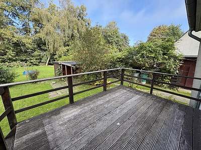2-Zimmer-Erdgeschosswohnung mit eigener Terrasse und Garten in Wilhelmshaven Fedderwardergroden