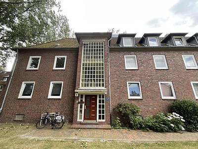 Renovierte 3-ZKB-Wohnung im Jadeviertel zu vermieten!