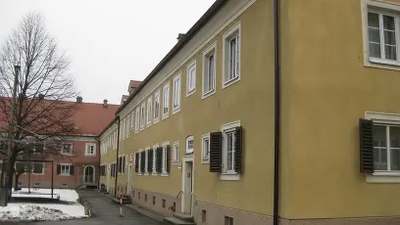 2-Zimmer-Wohnung, Top 31