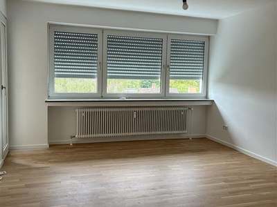 Moderne 3-Zimmer-Wohnung mit Balkon – frisch kernsaniert
