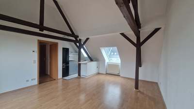 Schnell zugreifen! Schicke Dachgeschoßwohnung sucht Mieter!