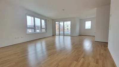 3-Zimmer-Wohnung mit Balkon, Top 7
