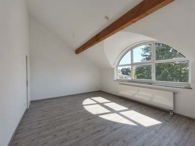SONNIGE TERRASSE sucht NEUE MIETER