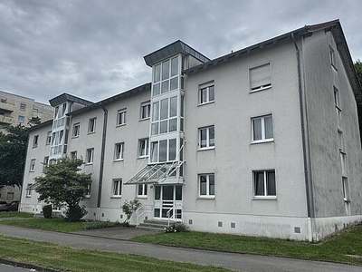 Wohnen, wohlfühlen, ankommen  2-Zimmer-Wohnung mit Balkon und neuen Laminatboden
