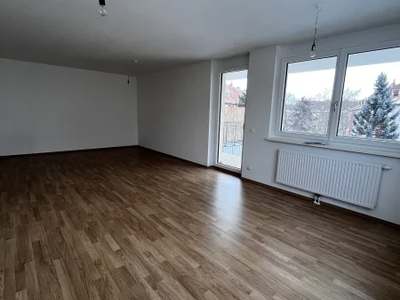Raum für gemeinsame Momente: Großzügige 3-Zimmer-Familienwohnung mit attraktiver Kaufoption - 3a/2/30