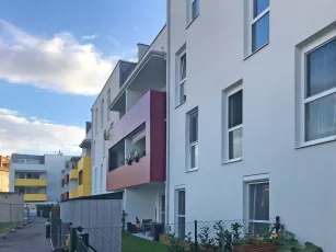 Hofseitige Dachterrassenwohnung im Zentrum