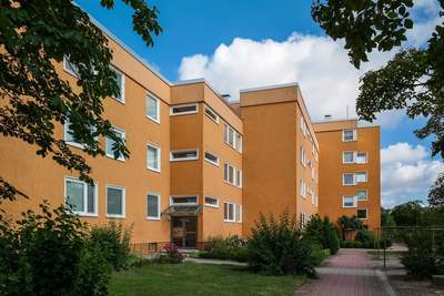 Modernisierte 3‑Zimmer‑Wohnung mit rund 90 m² Wohnfläche und Aufzug in Kreuzheide · frei ab sofort