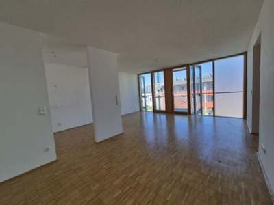 3-Raum-Wohnung im obersten Geschoß mit gemütlicher Loggia (Linz / Pichling) · frei ab 15.10.2026