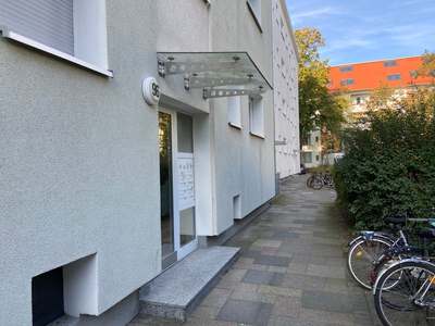 Ruhig gelegene Wohnung mit Balkon und Blick ins Grüne.