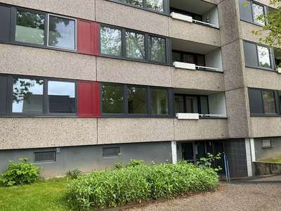 Charmante 3-Raum-Wohnung mit sonnigem Balkon im Grünen!