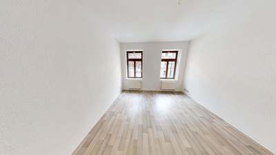 Lichterhellte Dachgeschosswohnung im Altbau · frei ab 01.11.2026