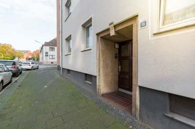 2-Zimmer-Wohnung mit Badewanne im 1. OG in Bremerhaven-Lehe! · frei ab 01.10.2026 · Genossenschaft – Mitgliedschaft erforderlich · Genossenschaftsanteile 930,00 €