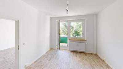 NEU sanierte Balkonwohnung nahe Zeisigwald · frei ab 01.12.2026