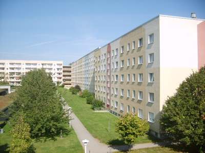 Klein, aber oho! Schicke 3-Zimmer-Wohnung für die kleine Familie. · 1. OG rechts