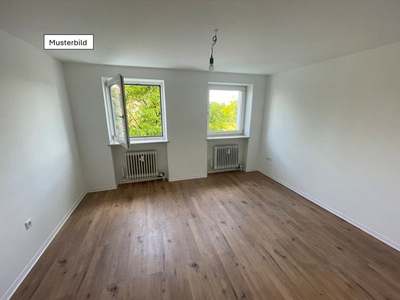 Schöne Aussicht und ruhige Lage in Pasing, 2-Zimmer-Wohnung