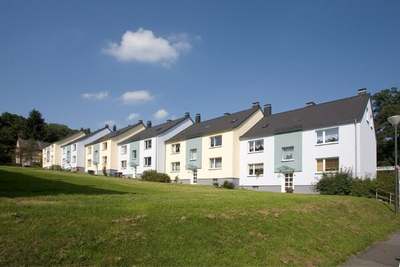 Wir renovieren für Sie - Wohnung in ruhiger Lage von Ronsdorf · frei ab 01.10.2026