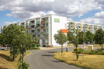 In der Herrichtung! Große 2-Zimmerwohnung mit Balkon.