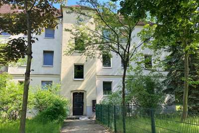 frisch renoviert- 3-Zimmer-Wohnung mit Balkon in Niedersedlitz