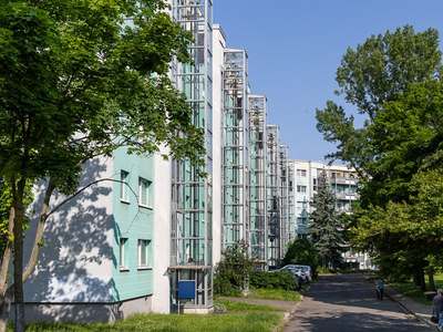 Schöne 4-Zimmerwohnung mit Balkon und Aufzug, Bad mit Dusche!