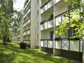 3-Raum-Wohnung mit Balkon · frei ab nach Absprache