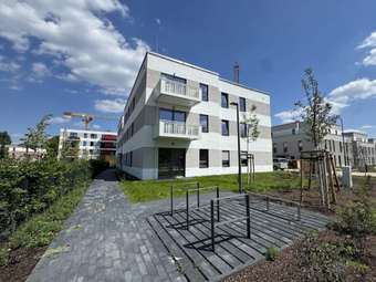 *Neubau in Altglienicke – modernes Wohnen im Grünen*