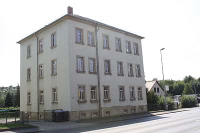 3-Zimmer-Wohnung, Pirna-Zentrum · 2. Obergeschoss, links
