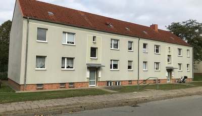 Ruhige Wohnung im Erdgeschoss · frei ab 01.10.2026