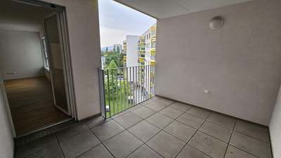 UNBEFRISTET! Schöne Wohnung mit großer Loggia