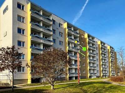 Super Ausblick - 2 Zimmer mit Balkon in der 6. Etage