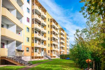 3-Raum-Wohnung, Albert-Funk-Straße 98 · Eckersbach · 4. OG · zzgl. Genossenschaftsanteile · Verfügbarkeit: nach Absprache