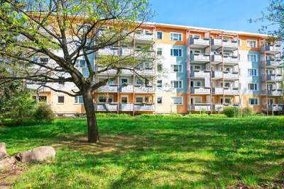 4-Raum-Wohnung, Weitblick 28 · Eckersbach · 3. OG · zzgl. Genossenschaftsanteile · Verfügbarkeit: sofort