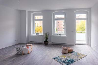 Großzügige 5-Raum-Wohnung mit 2 Balkonen und 2 Bädern