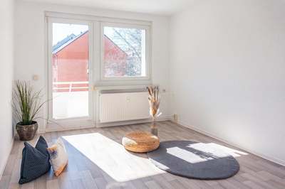 Lichterfüllte 2-Raum-Wohnung mit Balkon · frei ab 01.01.2027