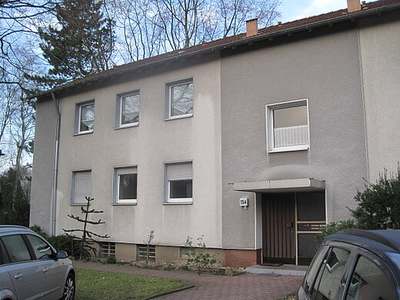 4-Zimmer-Wohnung im EG mit Balkon frei ab Dezember!!!