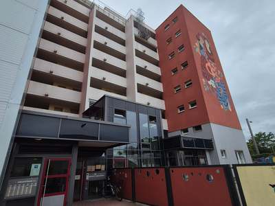 Medizinstudenten aufgepasst !!! 1 ZKB in der Cheliusstr. 1-3 im 7. Obergeschoss