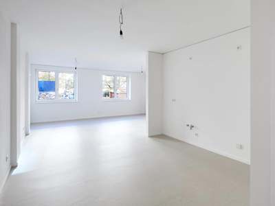 helle 4 Zimmer Wohnung im Neubau
