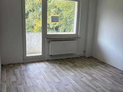 Wir renovieren - 2 Zimmer Wohnung auf dem Kietz