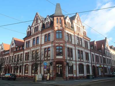 Wunderschöne Altbauwohnung mit Balkon · frei ab nach Absprache