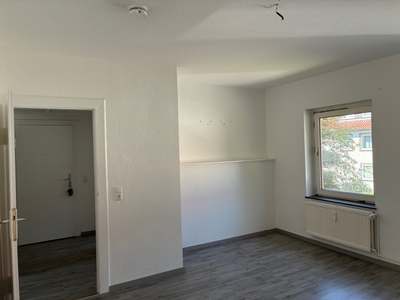 Stadtflair pur – sanierte Wohnung zu sofort bezugsfertig