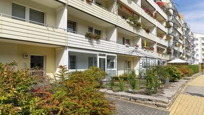 3 Raum Wohnung mit Dusche und Aufzug